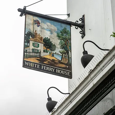 Publove @ The White Ferry, Victoria-3
