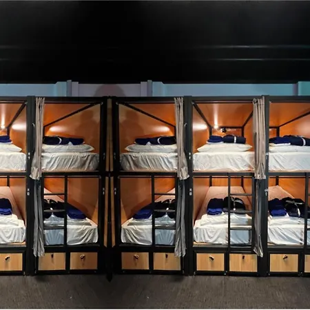 Capsuleaccom Hostel-3