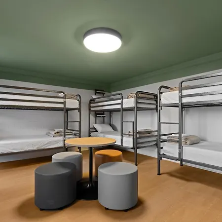 Hi Halifax Heritage House Hostel-3