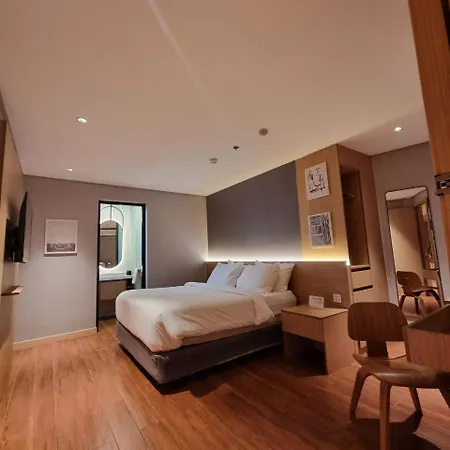 Moonstar Cebu Capsule Hotel-2
