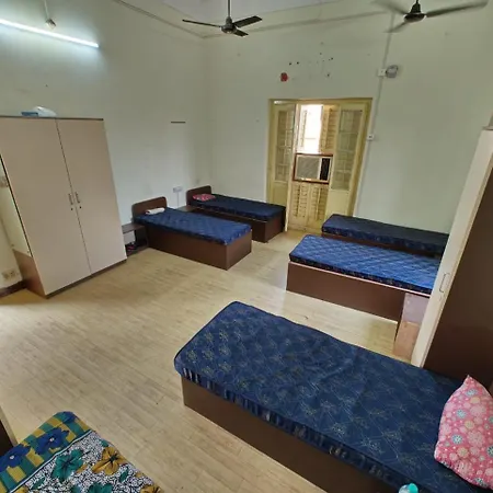 Swastik Pg & Hostel-2