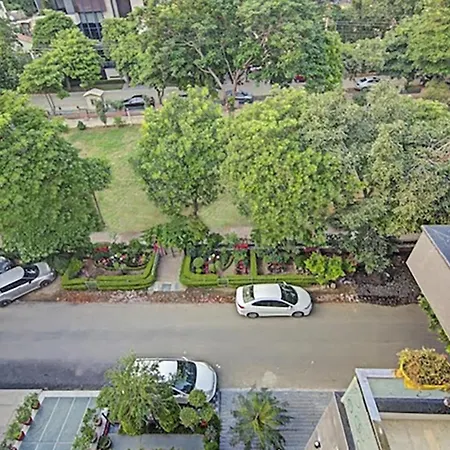 Nuab House - Near Fortis, Max, Medanta, Paras Hospitals And Huda Metro-2