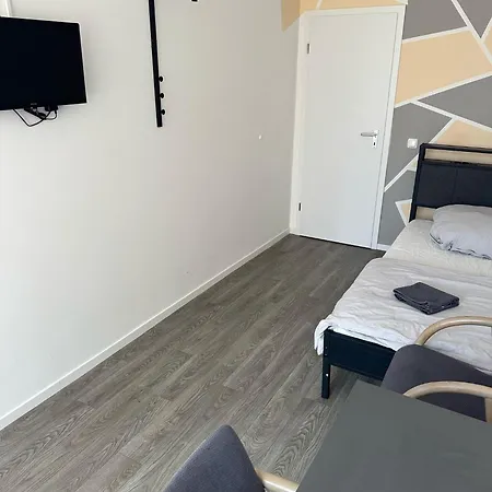 Hh Hostels-2