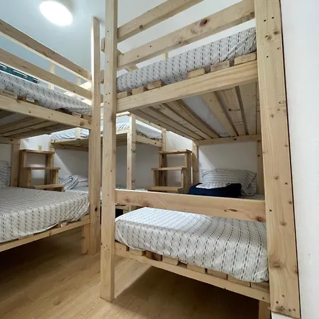 Alaska Backpacker Hostel-2