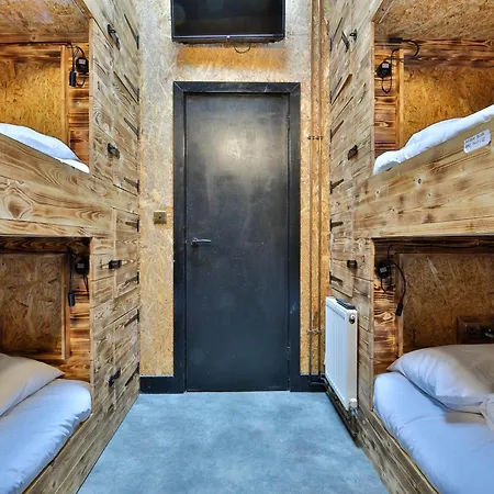 Studio 95 Hostel-3