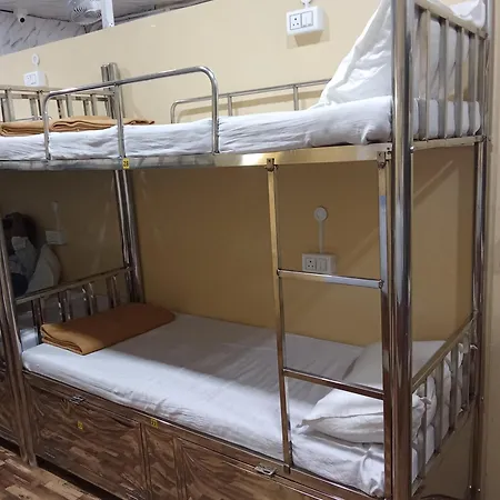 Sunrise Dormitory Mumbai-3