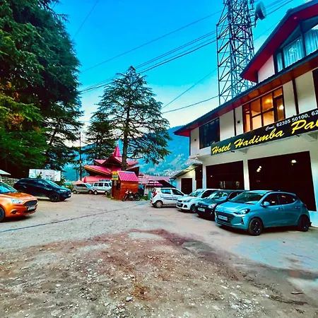 The Royal Hadimba Luxury Stay , Near Mall Road Manali-2