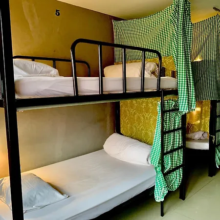 Doze Hostel-2