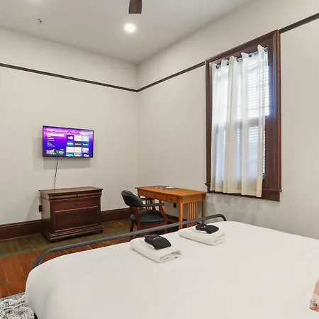 Site 61 Guesthouse-3