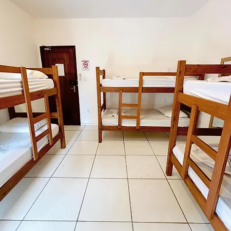 Hostel Estacao Maracana-3