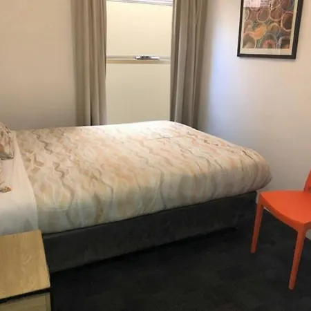 Big Backpackers Hostel-2