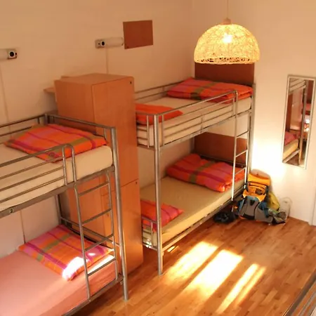 Hostel Split Backpackers-2