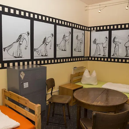 Hostel Lollis Homestay Dresden-3