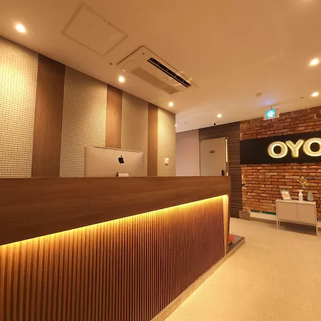 Oyo Hostel Myeongdong 2-3