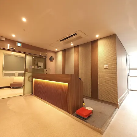 Oyo Hostel Myeongdong 2-2