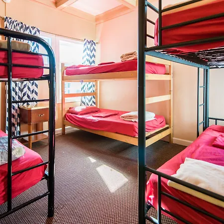 European Hostel-3