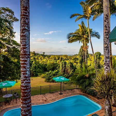 Jackaroo Treehouse Rainforest Retreat-2