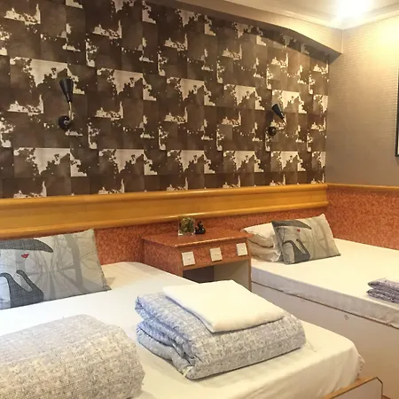 New Garden Hostel-2