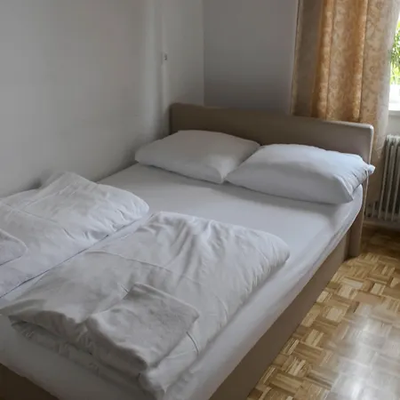 Hostel Dic-3