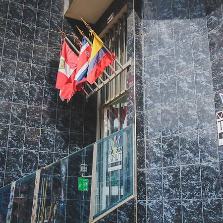 Tupac Lima Airport-3