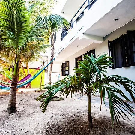 Che Tulum Hostel & Bar Adults Only-3