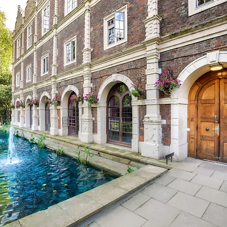 Safestay London Kensington Holland Park (Adults Only)-3