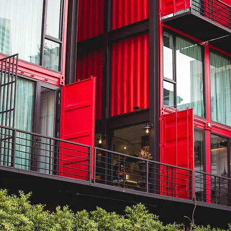 Sleep Box Hotel Sukhumvit 22-2