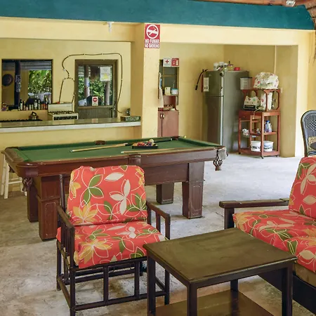 Amigos Hostel Cozumel-3