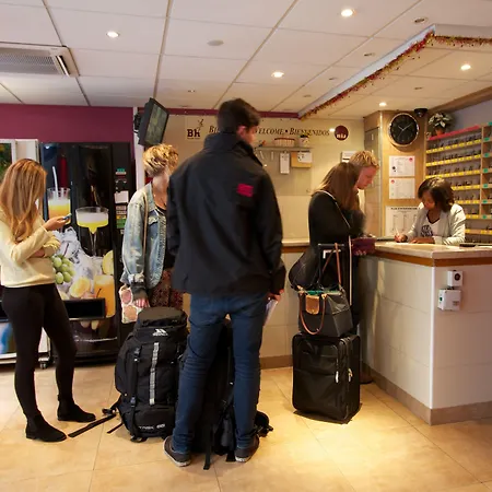 Auberge Internationale Des Jeunes-3