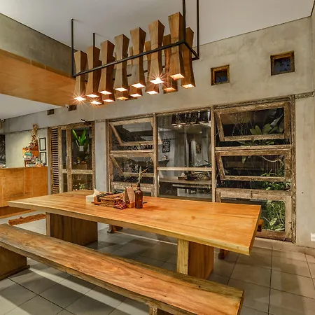 Lokal Bali Hostel-3