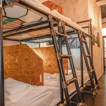 Chillout Hostel Zagreb-3