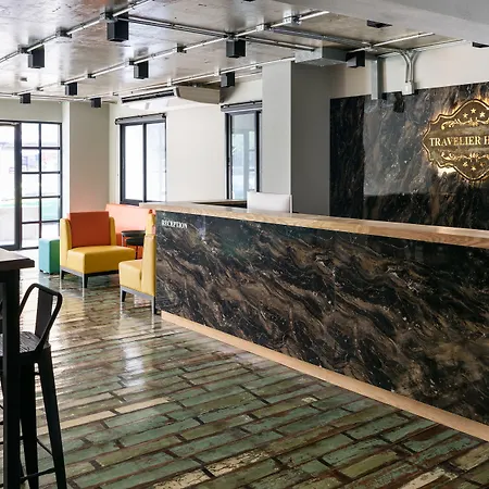 Travelier Hostel-2