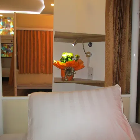 City Backpackers Hostel-2