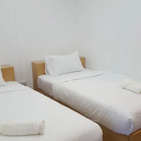 Jindabyne Cafe & Hostel-2