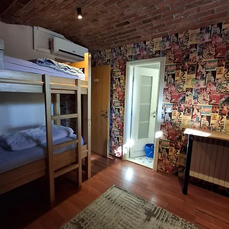Palmers Lodge Hostel-2