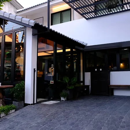 Baan Lung Poshtel-2