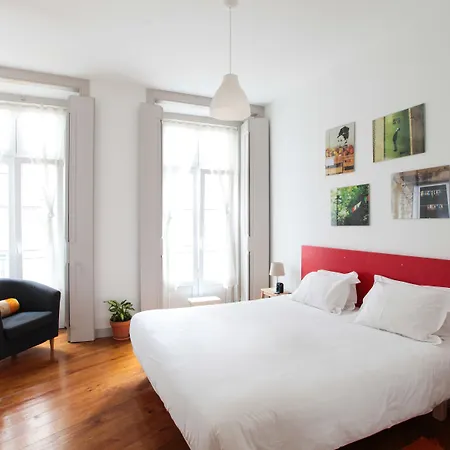 Inn Possible Lisbon Hostel-3