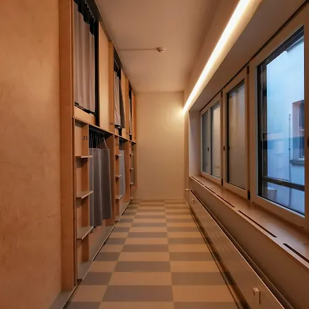 Green Marmot Capsule Hotel Zuerich-2