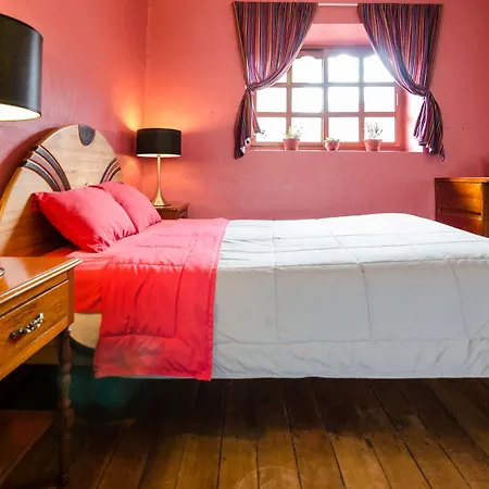 Dragonfly Hostels Cusco-3
