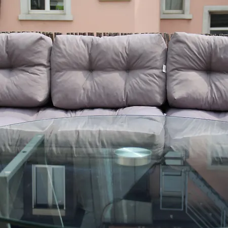 Stay2Night City Center Hostel-2