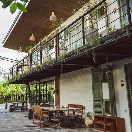 White Penny Hostel-3