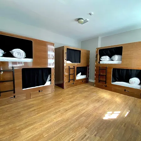 Leevin Stay Hostel-3