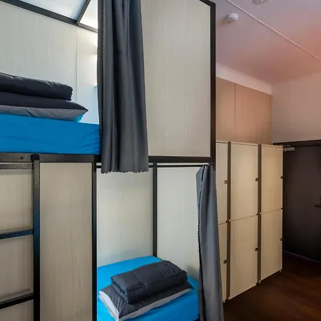 Capsule Hostel Perth - Note - Valid Passport Required To Check-In-3