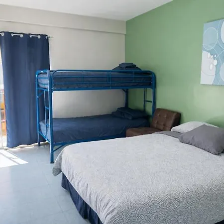 Banana Bungalow West Hollywood Hotel & Hostel-3