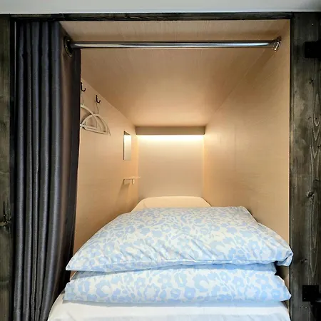 The Cube Hotel-3