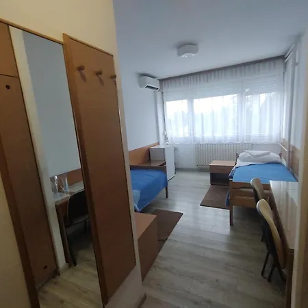 Hostel Arena-3