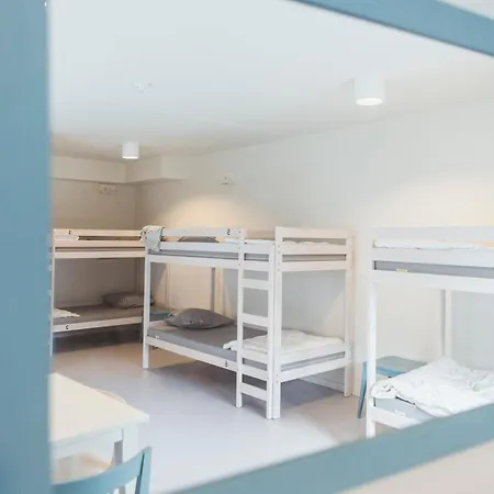 Snuffel Youth Hostel-2