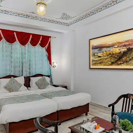 Zostel Udaipur-3