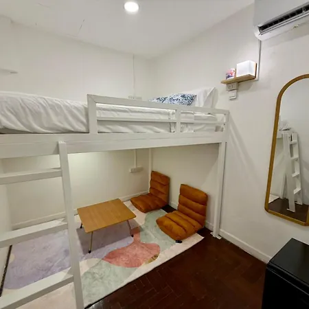 Comfy Crib Hostel 2-2