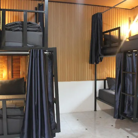Summer Club2 Hostel And Cafe Aonang-3